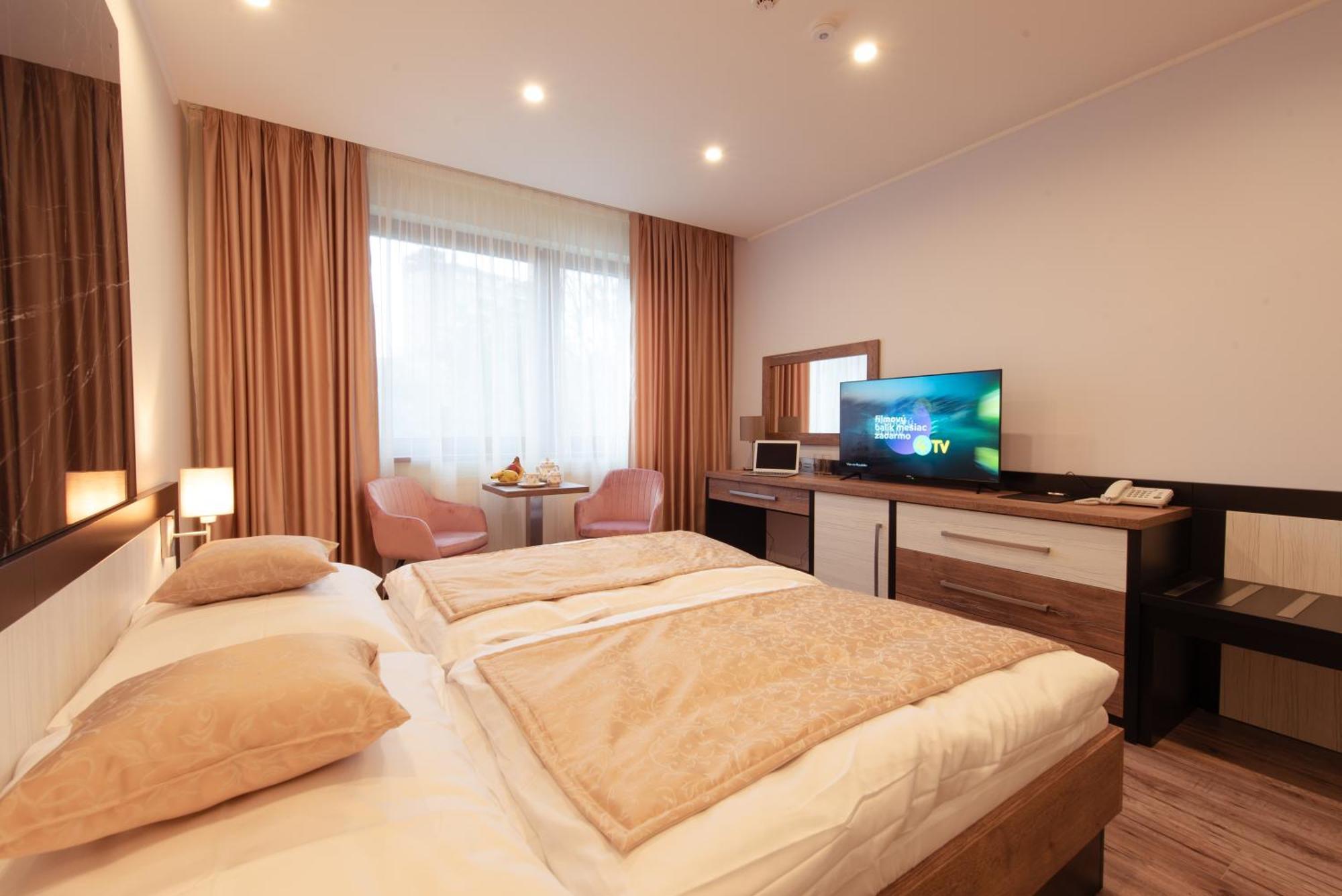 Viktor 3* Pressburg